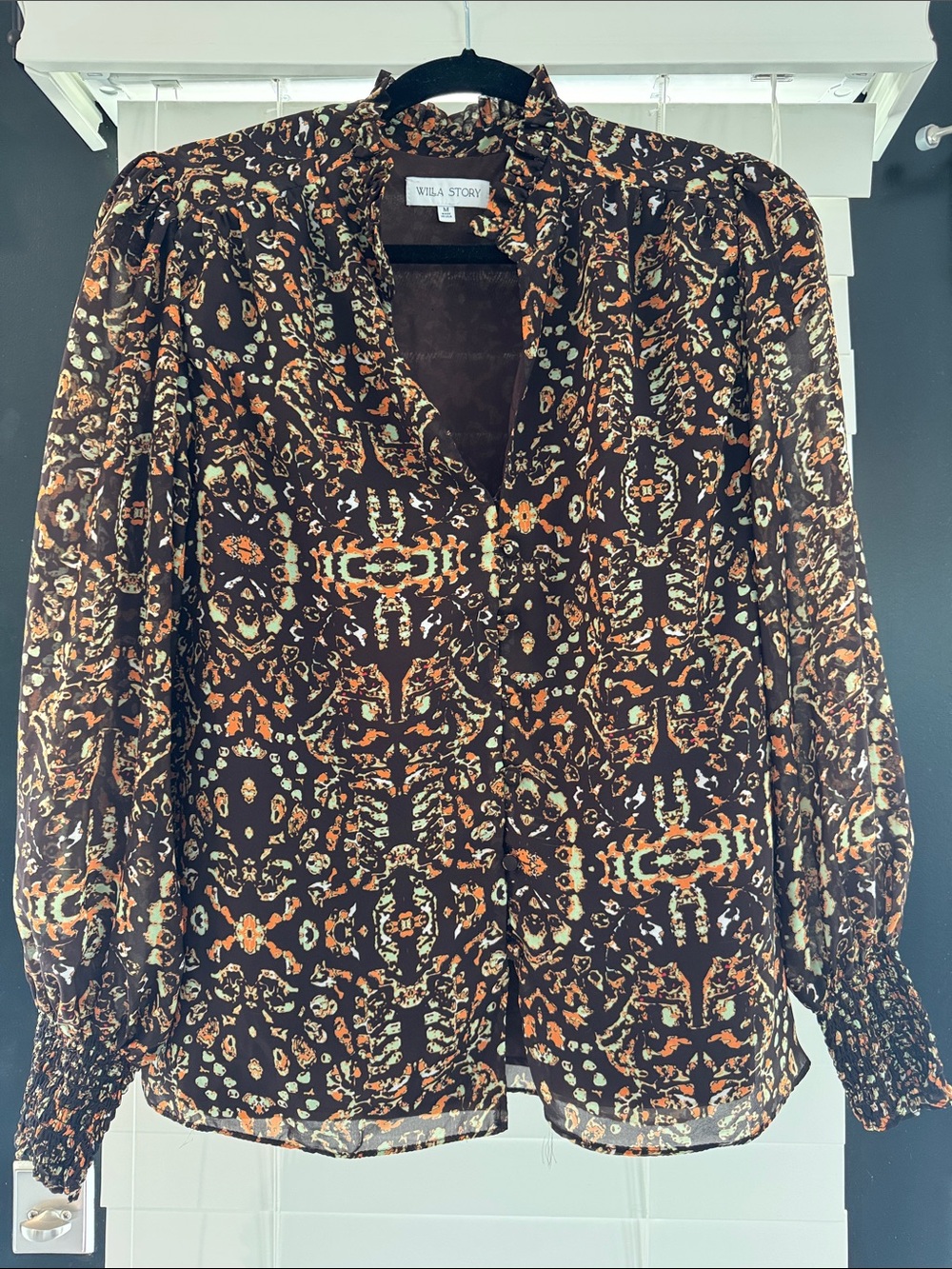Willa Story Brown Printed V-Neck Long-Sleeve Blouse